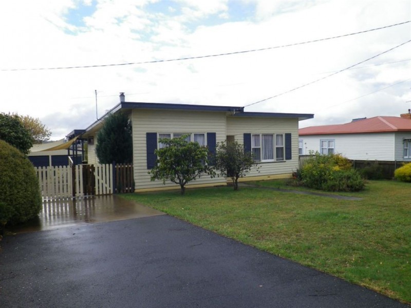 81 West Goderich St, Deloraine TAS 7304