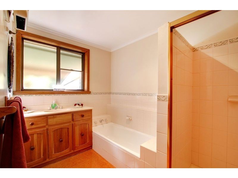 52 Meander Valley Highway, Deloraine TAS 7304