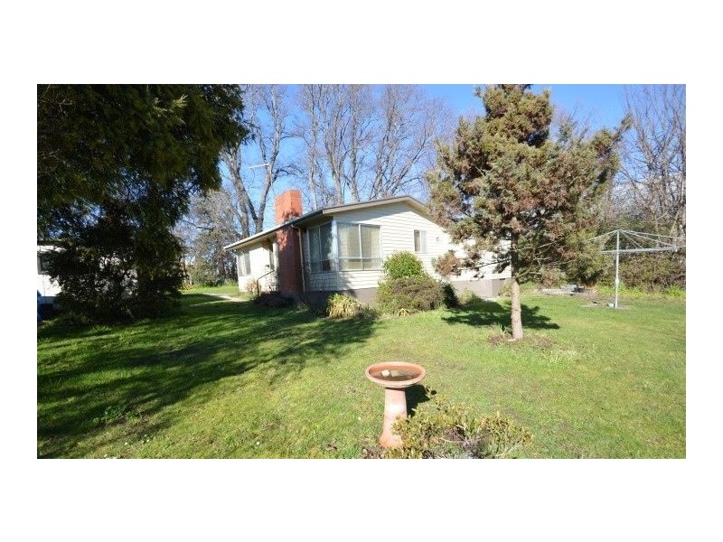 8 Lonsdale Promenade, Westbury TAS 7303