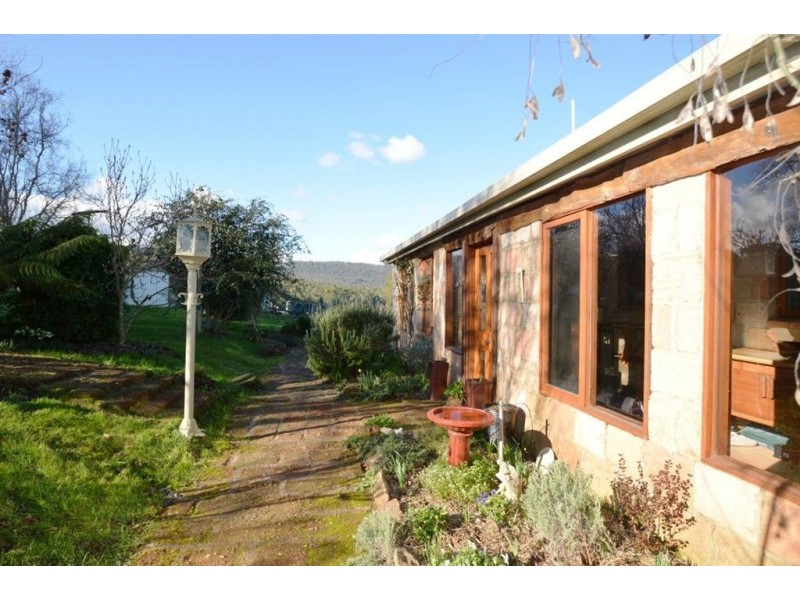 92 Hill Street, Elizabeth Town TAS 7304