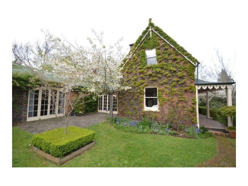 13 Lonsdale Promenade, Westbury TAS 7303