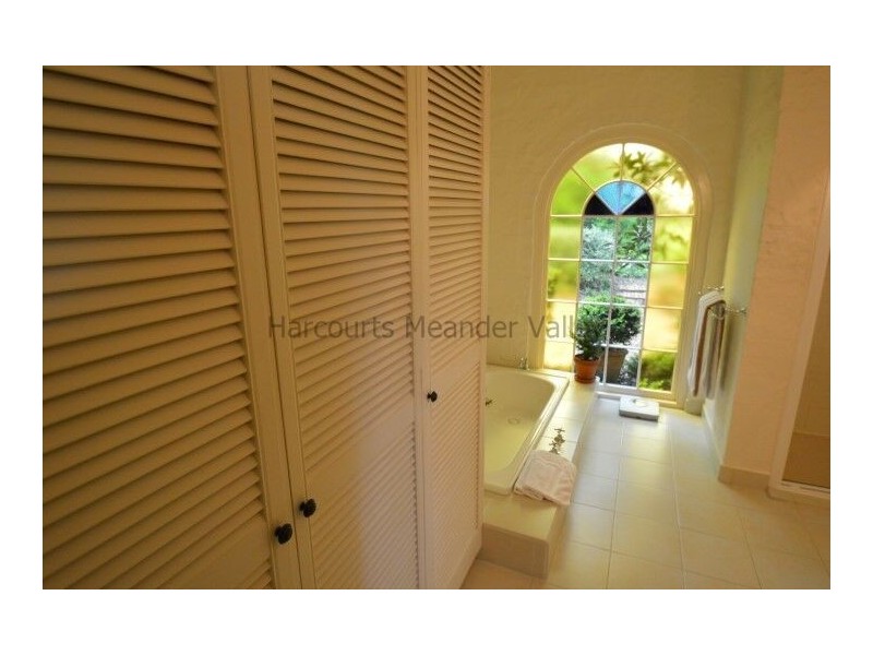 13 Lonsdale Promenade, Westbury TAS 7303