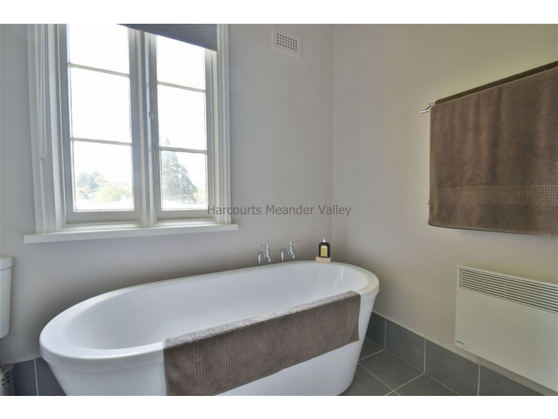 8 West Church Street, Deloraine TAS 7304