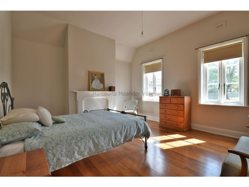 8 West Church Street, Deloraine TAS 7304