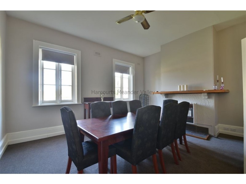 8 West Church Street, Deloraine TAS 7304