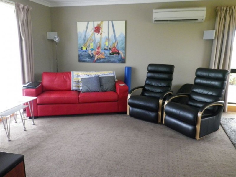 54 Shadforth St, Westbury TAS 7303