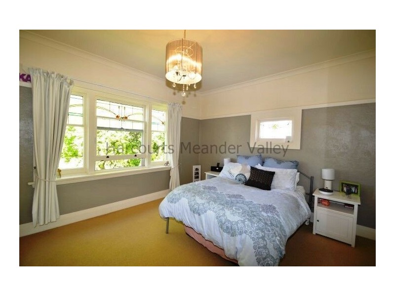 37 West Parade, Deloraine TAS 7304