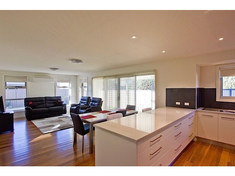 2/77A William Street, Westbury TAS 7303