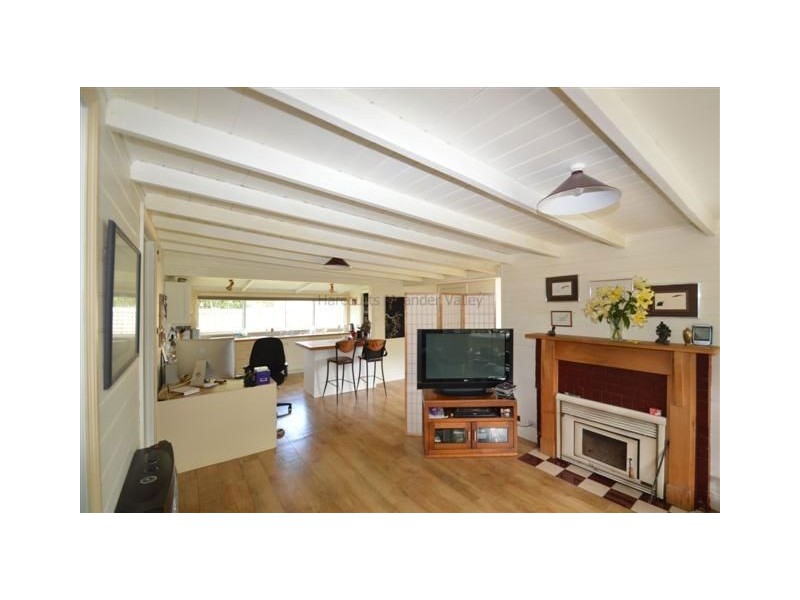 38 Meander Valley Road, Westbury TAS 7303