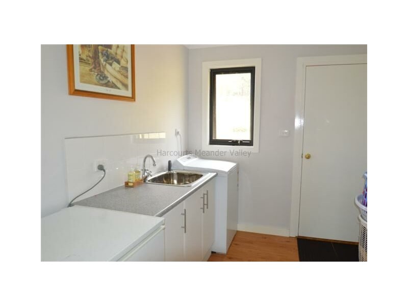 4 Pioneer Drive, Mole Creek TAS 7304