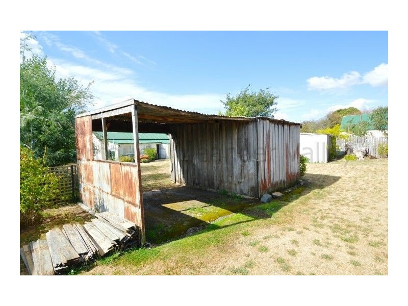 124 King St, Westbury TAS 7303