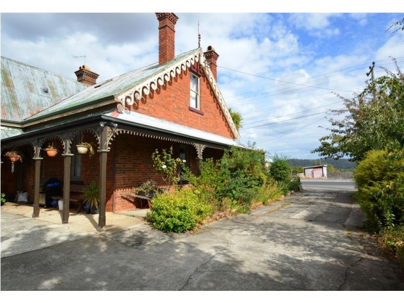 95 Emu Bay Road, Deloraine TAS 7304