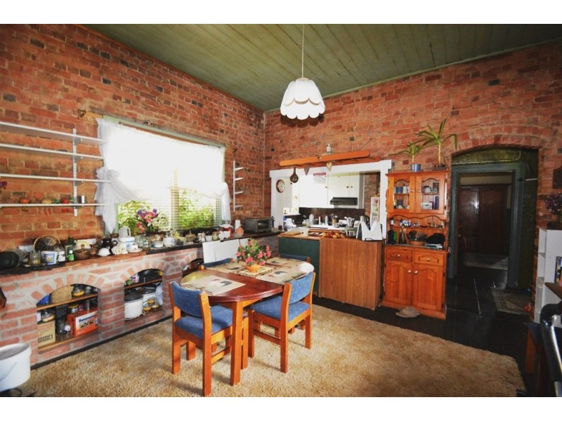 95 Emu Bay Road, Deloraine TAS 7304