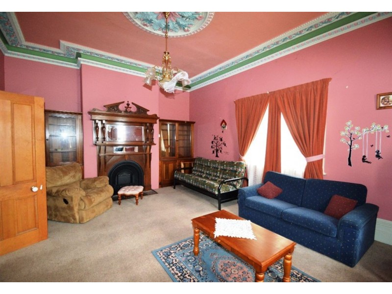 95 Emu Bay Road, Deloraine TAS 7304