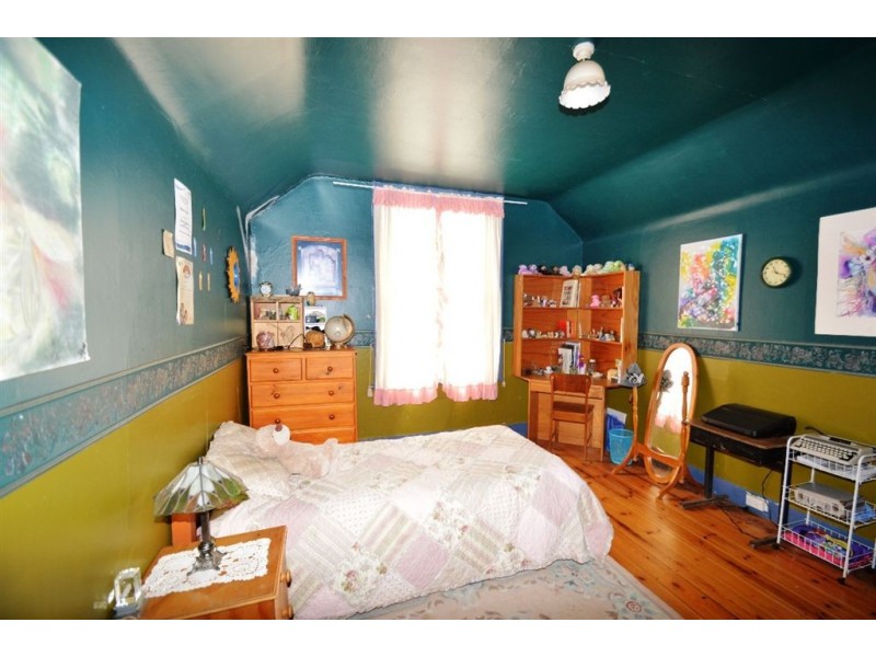 95 Emu Bay Road, Deloraine TAS 7304