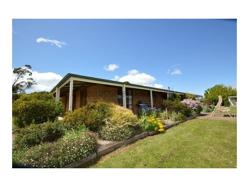 29 Dynans Bridge Road, Weegena TAS 7304