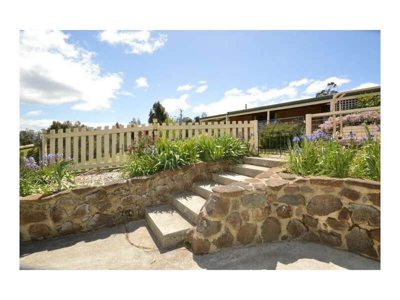 29 Dynans Bridge Road, Weegena TAS 7304