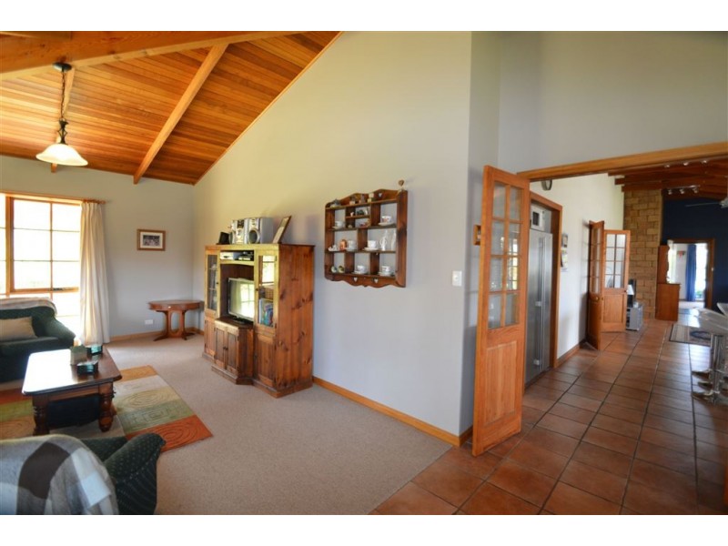 29 Dynans Bridge Road, Weegena TAS 7304