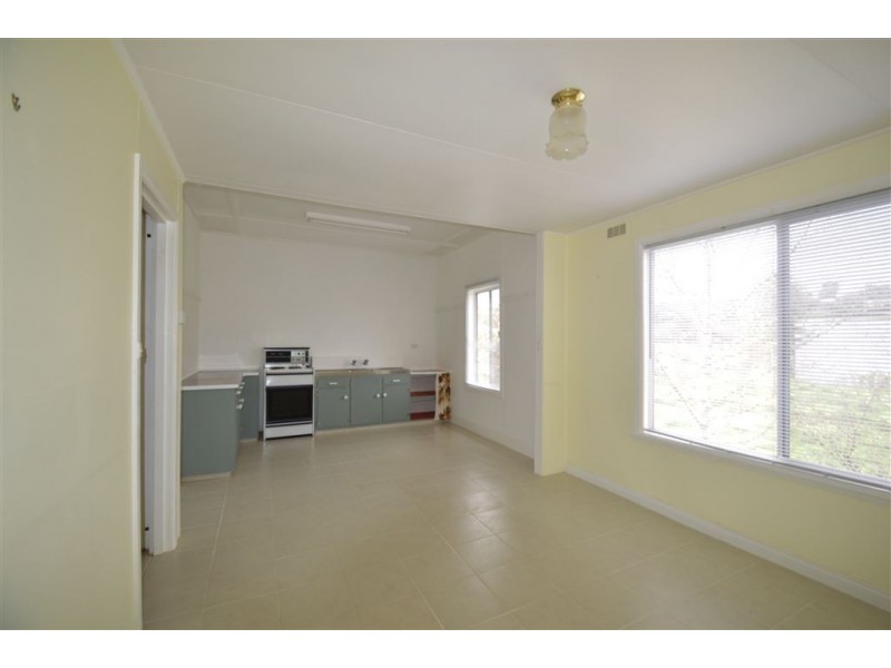 2/20 Beefeater Street, Deloraine TAS 7304