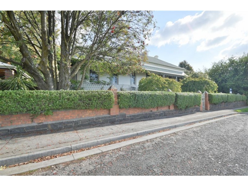 22 West Barrack Street, Deloraine TAS 7304