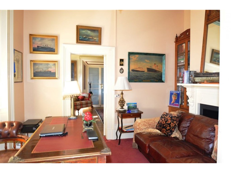 22 West Barrack Street, Deloraine TAS 7304