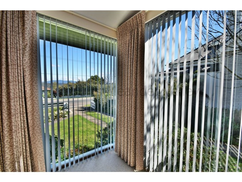 101 Emu Bay Road, Deloraine TAS 7304