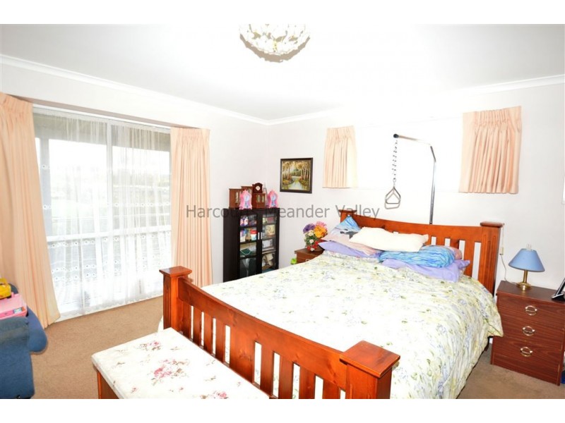 32 Lansdowne Place, Deloraine TAS 7304