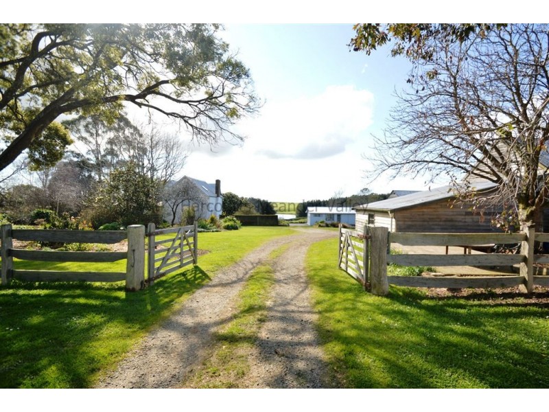 8108 Bass Highway, Sassafras TAS 7307