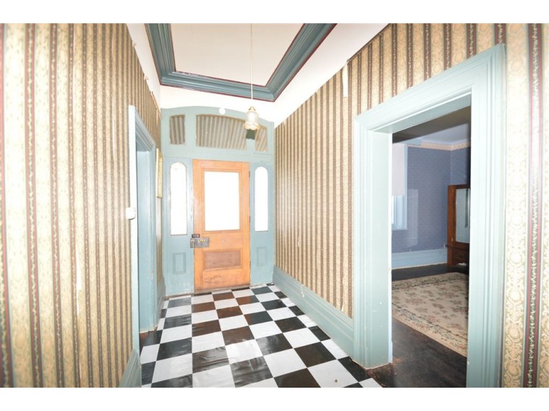 Contact Agent, Deloraine TAS 7304