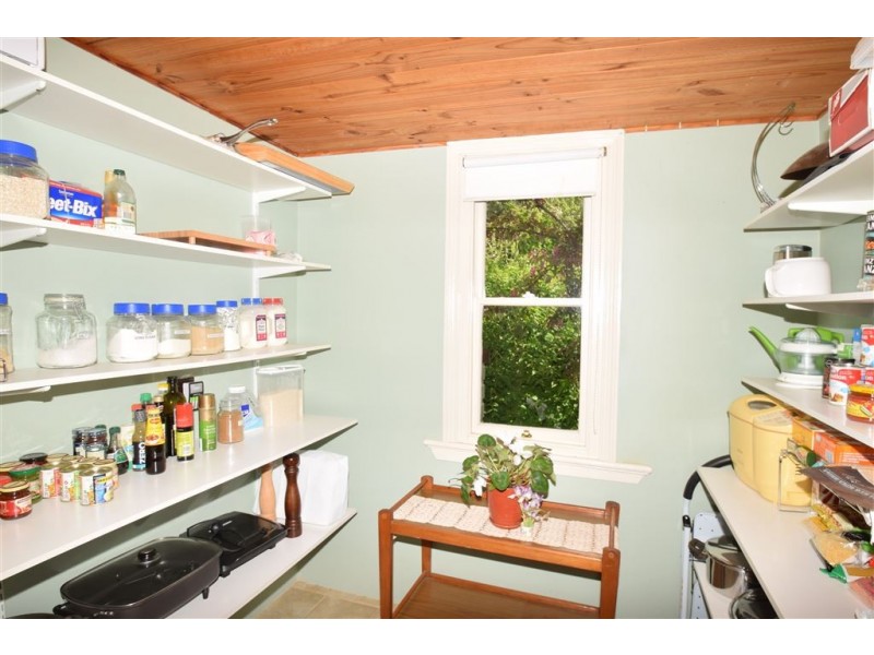 105 West Westbury Place, Deloraine TAS 7304