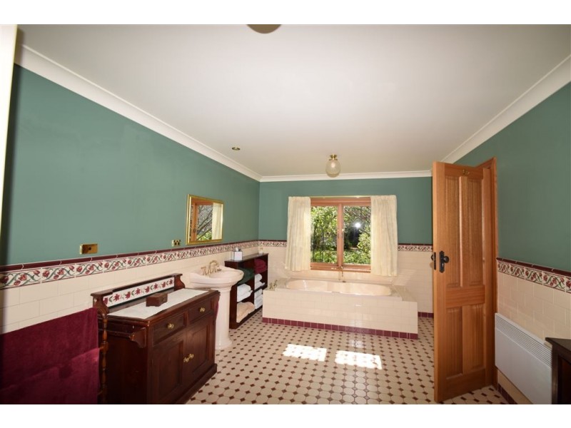 105 West Westbury Place, Deloraine TAS 7304