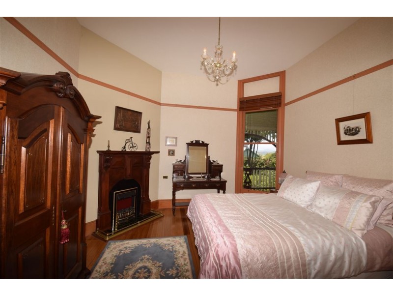 105 West Westbury Place, Deloraine TAS 7304