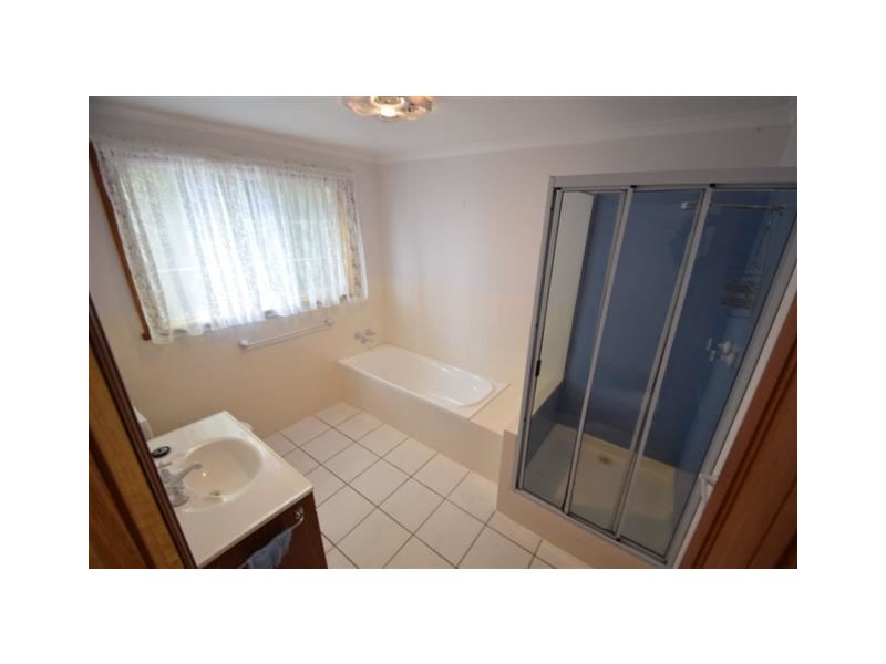 24 Meander Valley Rd, Westbury TAS 7303
