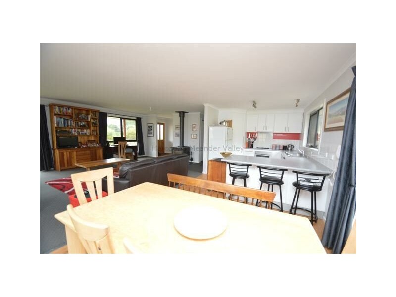 4 Pioneer Drive, Mole Creek TAS 7304