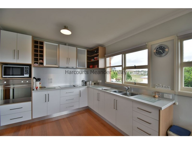 30 Weston Street, Deloraine TAS 7304