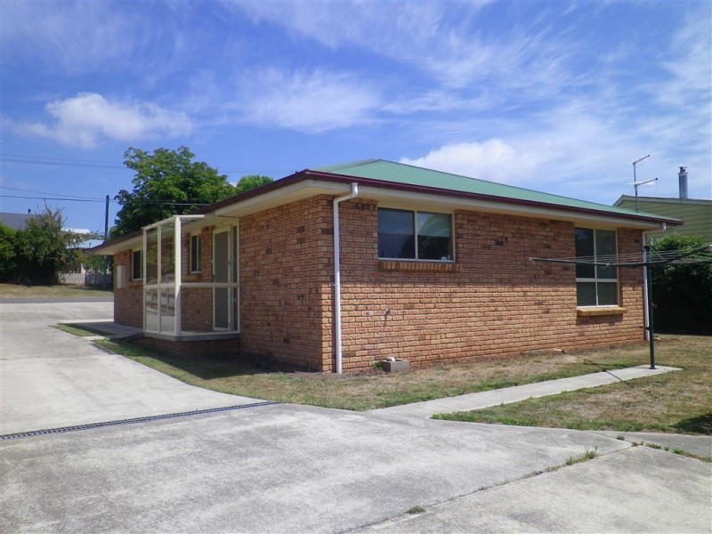 Unit 1/41 West Church Street, Deloraine TAS 7304