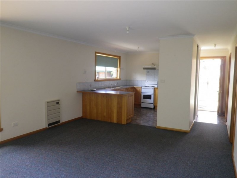 Unit 1/41 West Church Street, Deloraine TAS 7304