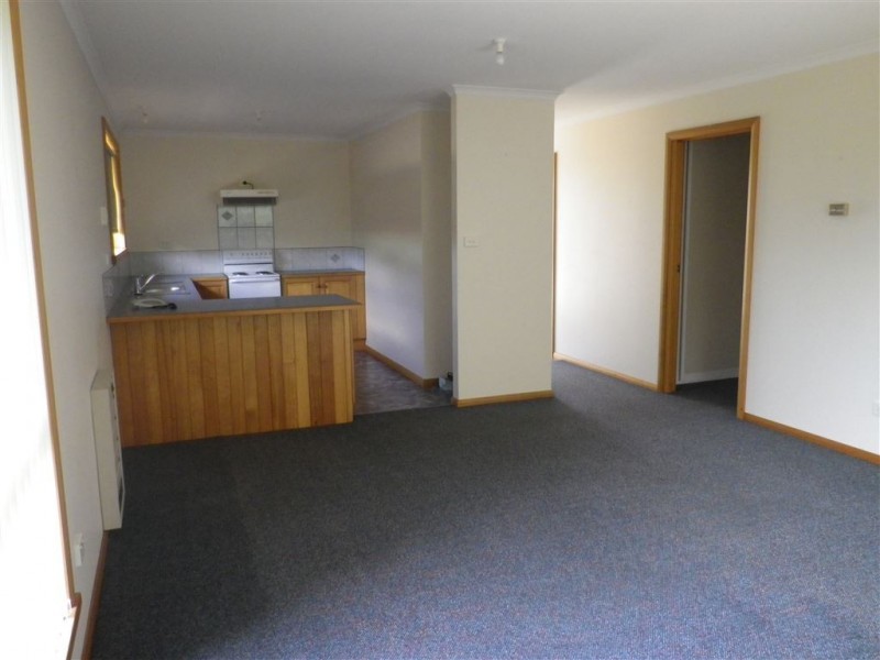 Unit 1/41 West Church Street, Deloraine TAS 7304
