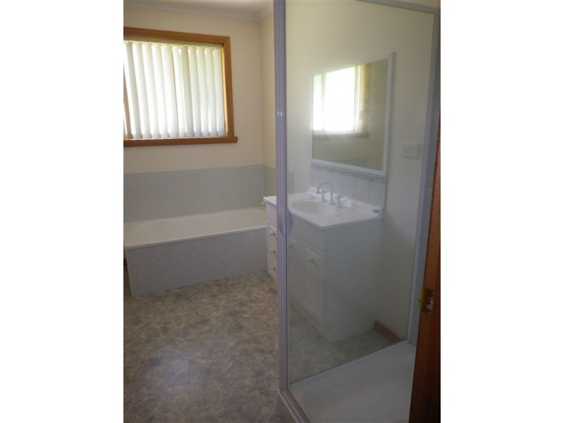 Unit 1/41 West Church Street, Deloraine TAS 7304