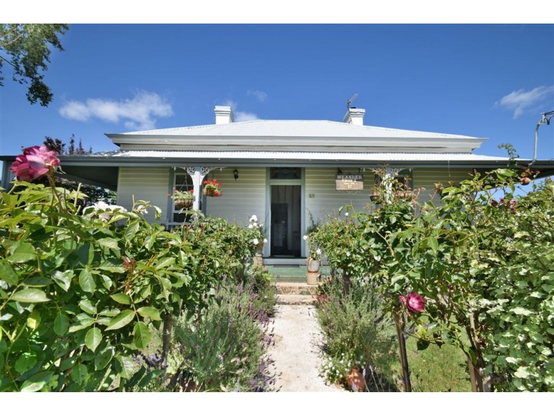 17 East Westbury Place, Deloraine TAS 7304