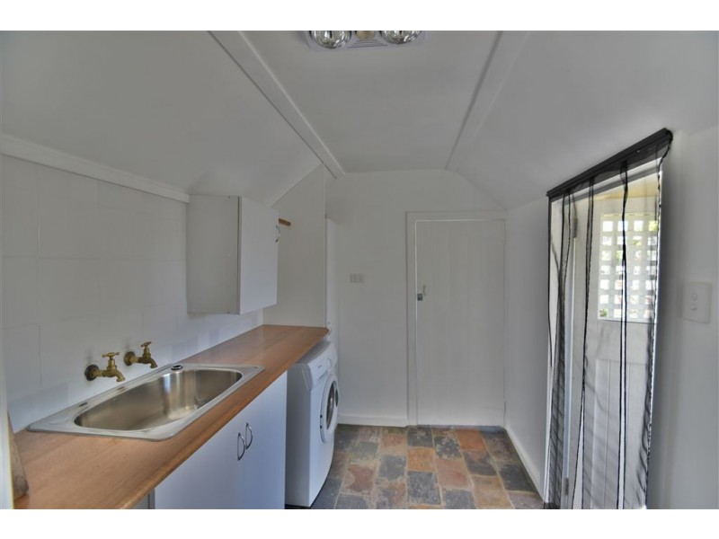 17 East Westbury Place, Deloraine TAS 7304