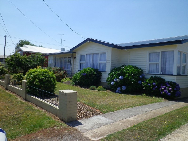 103 West Goderich St, Deloraine TAS 7304