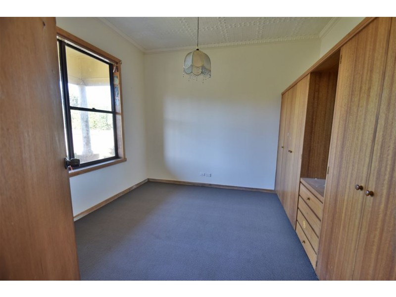 135 King St, Westbury TAS 7303