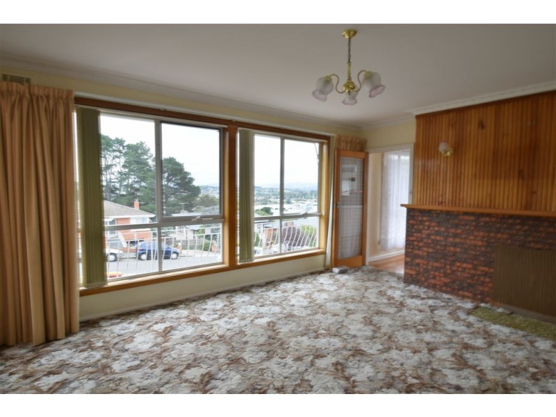 19 Harrow Street, Youngtown TAS 7249