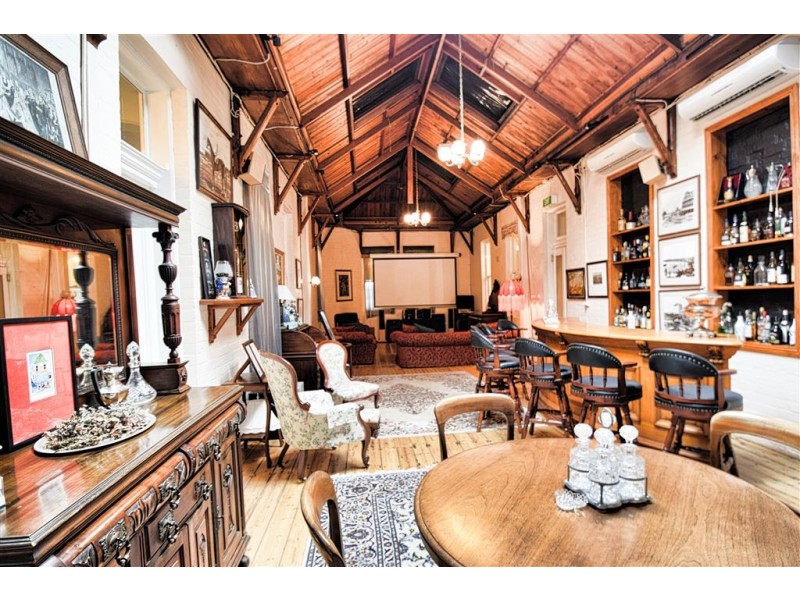 13 East Barrack St, Deloraine TAS 7304