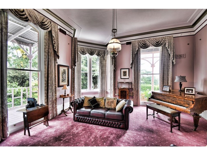 13 East Barrack St, Deloraine TAS 7304