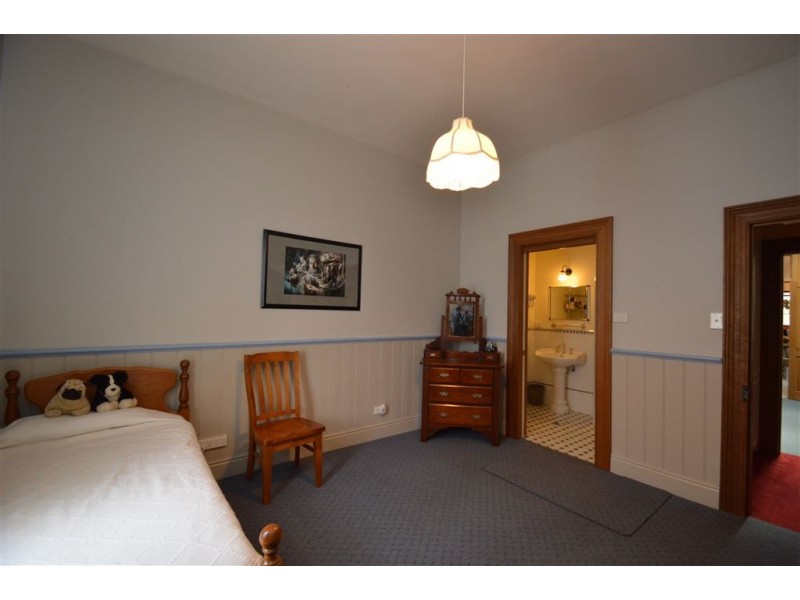 40 West Church Street, Deloraine TAS 7304