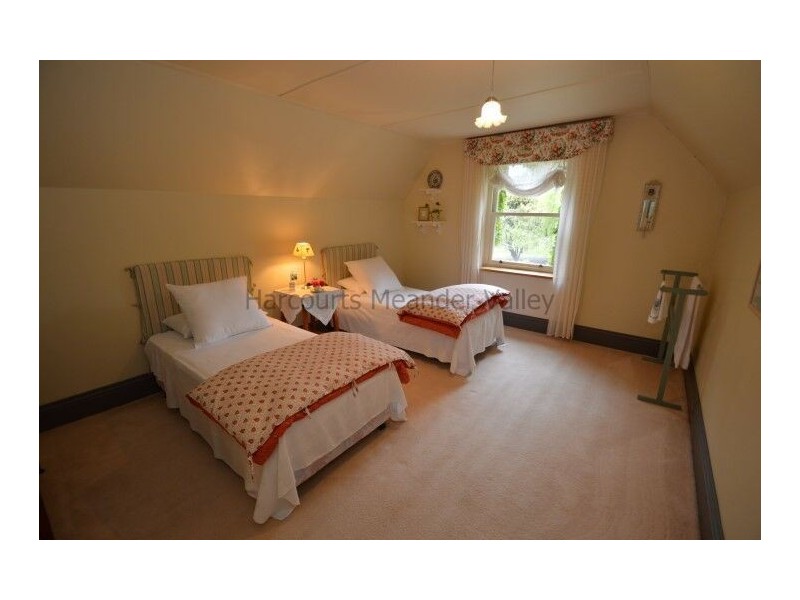 13 Lonsdale Promenade, Westbury TAS 7303