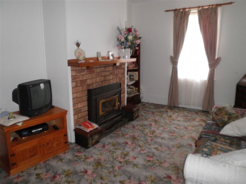 16 Lonsdale Promenade, Westbury TAS 7303