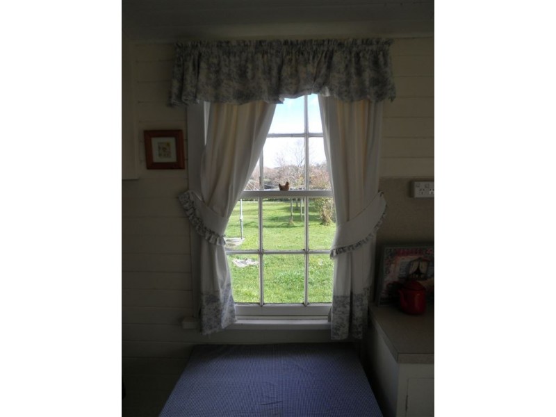 16 Lonsdale Promenade, Westbury TAS 7303